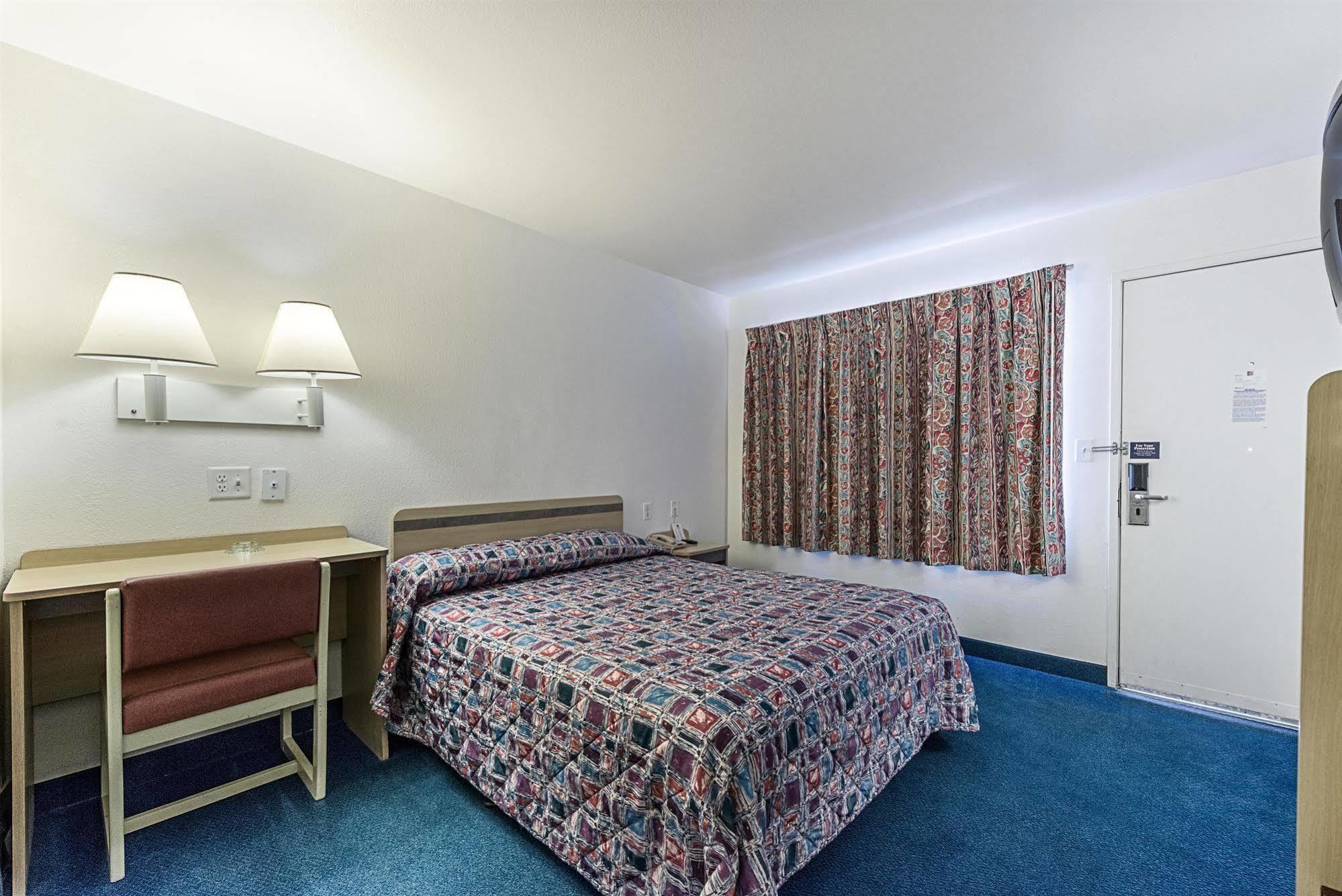 6-winnemucca, Nv Hotel