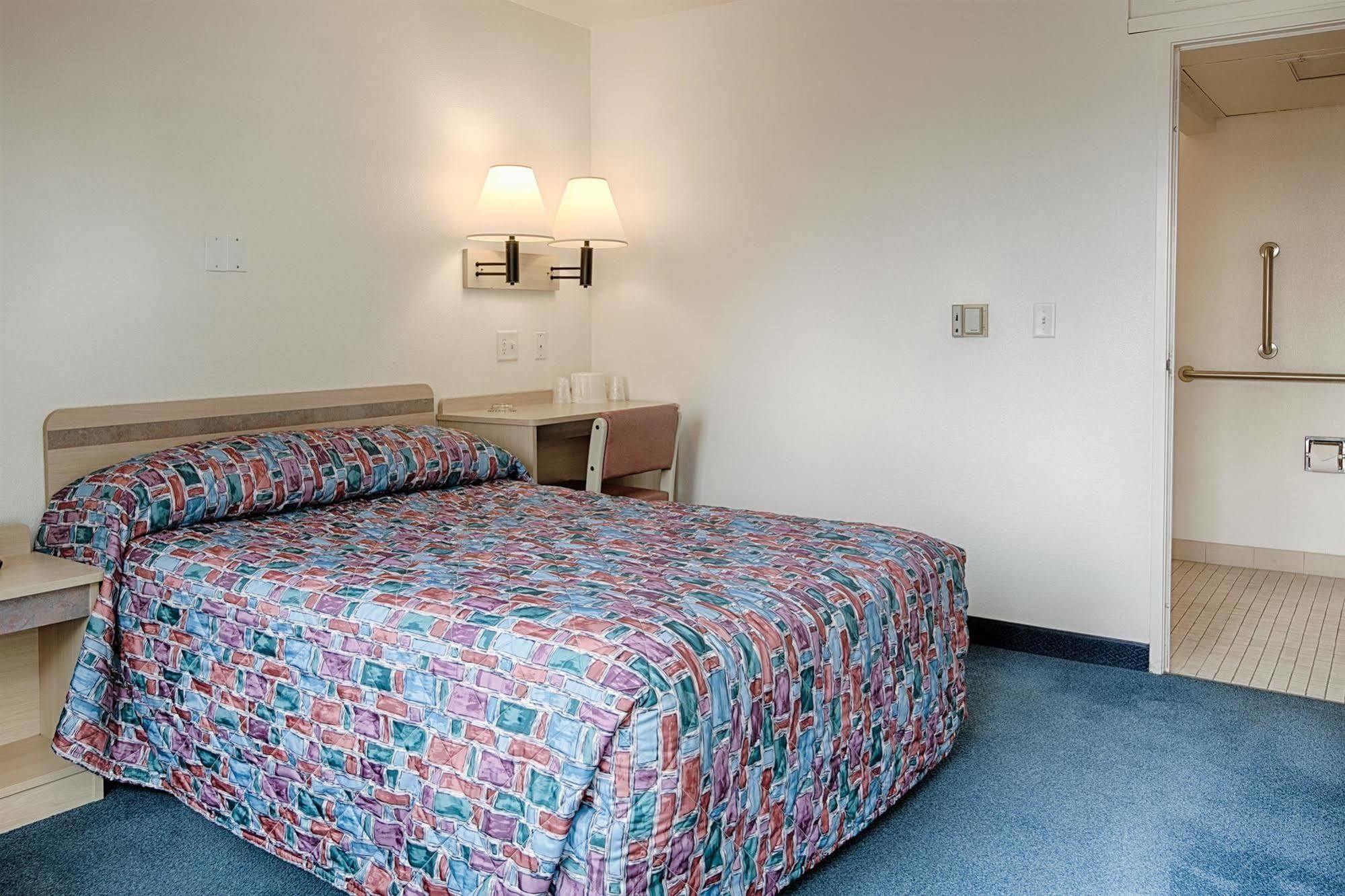 Hotel 6-winnemucca, Nv 2*
