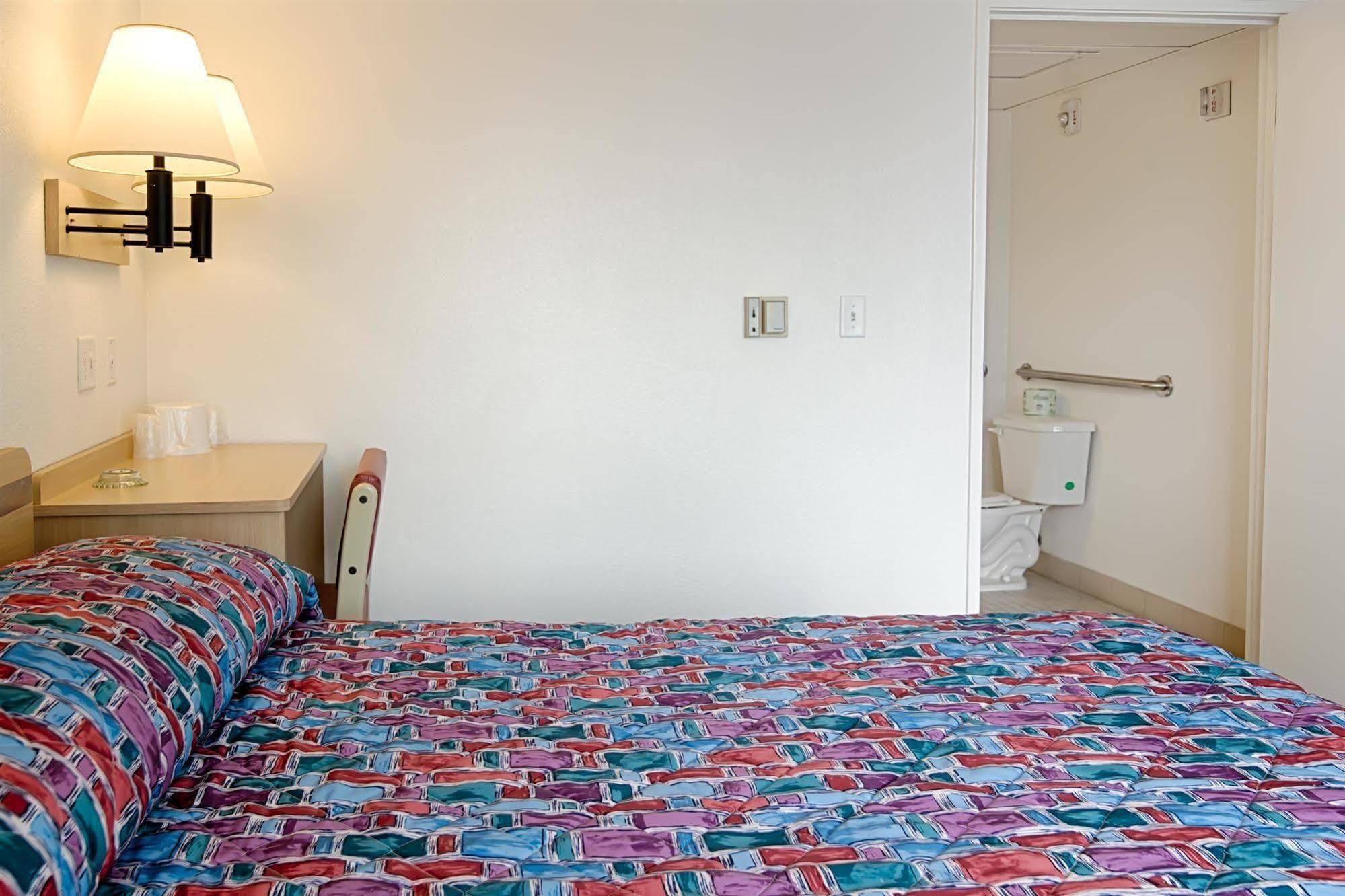 6-winnemucca, Nv Hotel